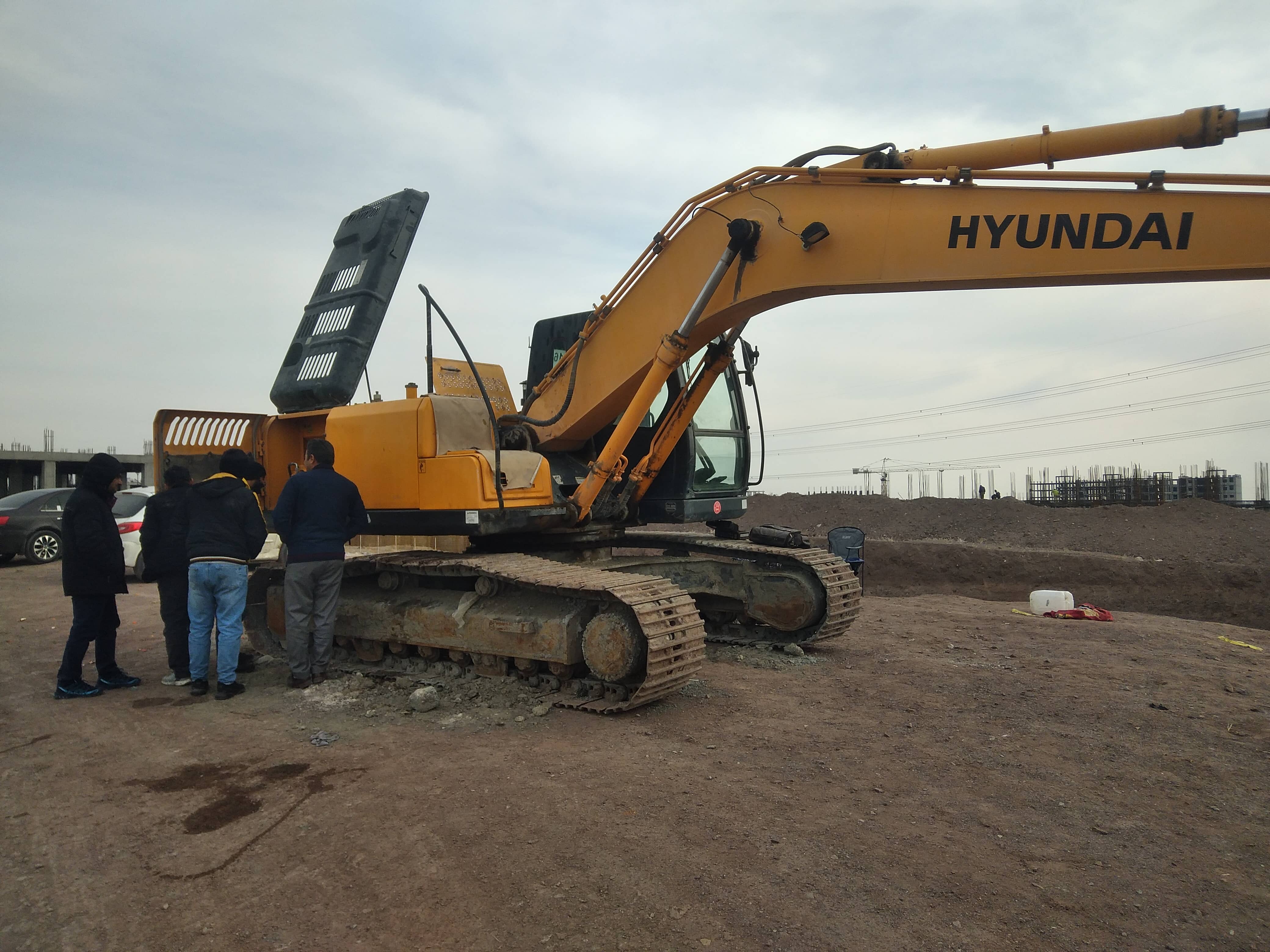 دوره آموزشی عیب یابی و تعمیرات برق بیل مکانیکی هیوندای - تصویر 3