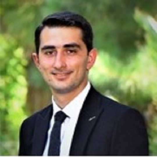 علی  یحیی زاده